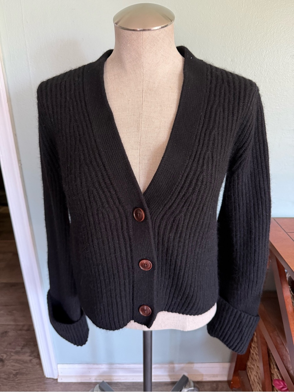 Banana Republic Merino Wool Cashmere Blend Chunky V Neck Sweater Size Small